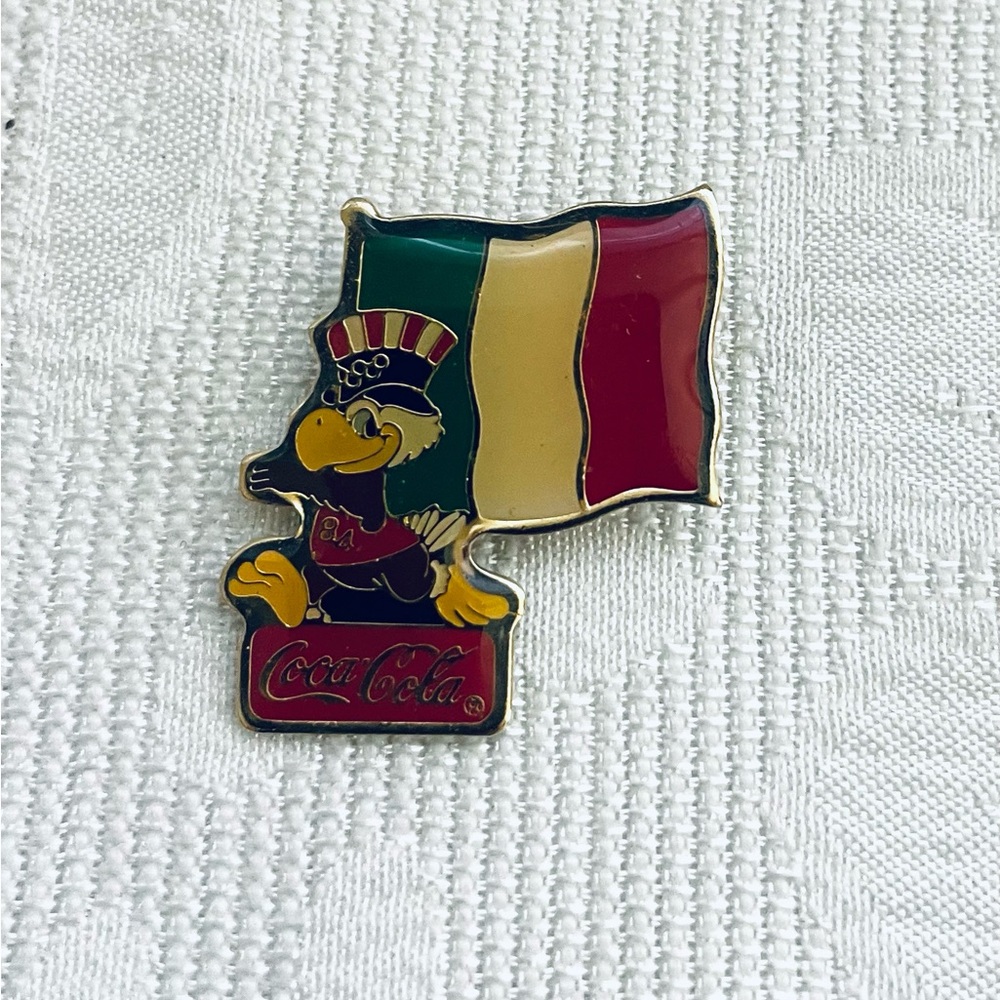 Vtg MALI flag pin Coca Cola 1980 Sam the Eagle Los Angeles Olympics